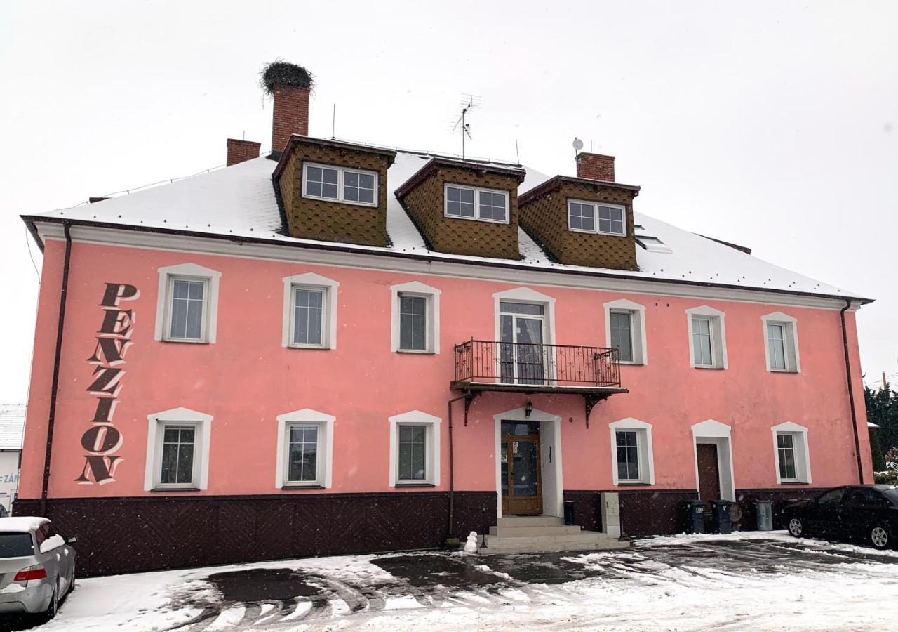 Penzion Mlynicky Dvur Červená Voda Eksteriør billede